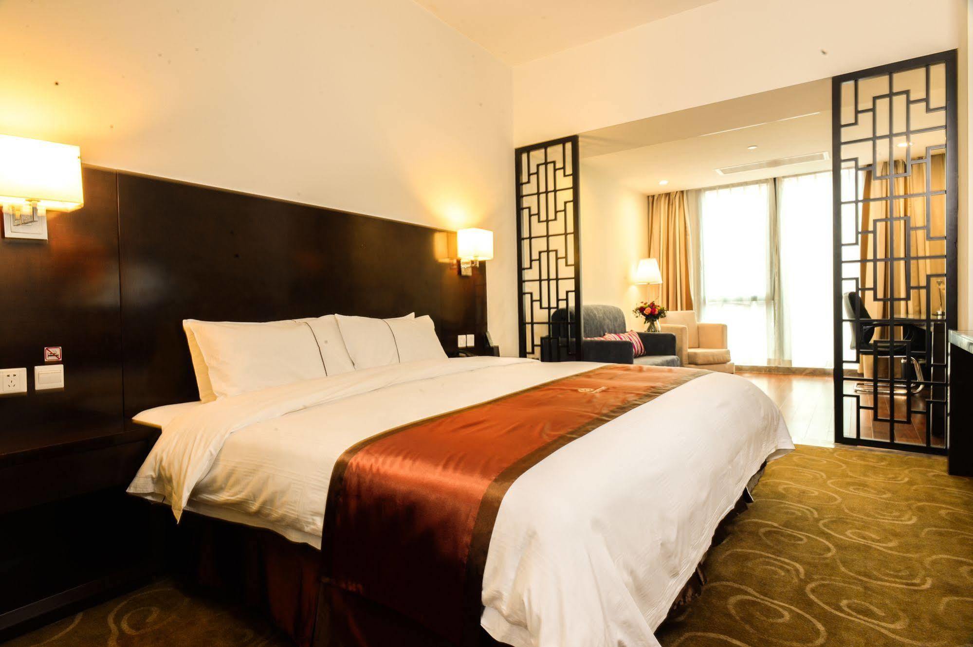 Benjoy Hotel - Jinqiao Branch Shanghai Buitenkant foto